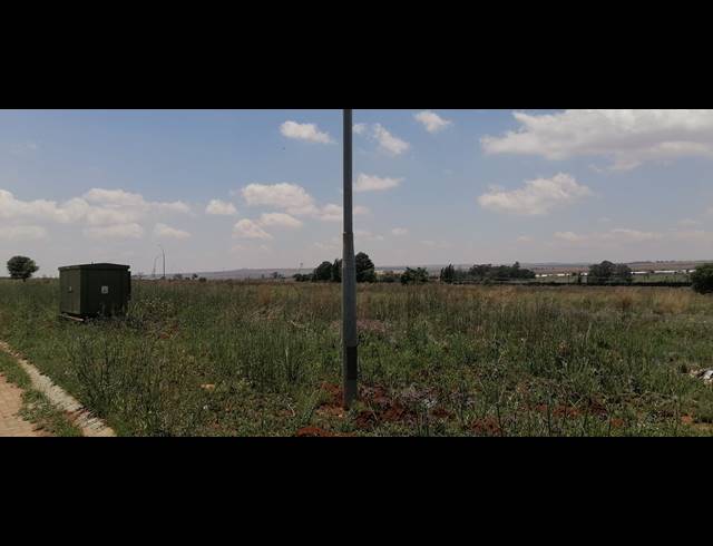 364M² VACANT LAND FOR SALE IN BERGSIG